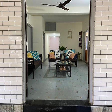 Maria'S Homestay Силигури Экстерьер фото