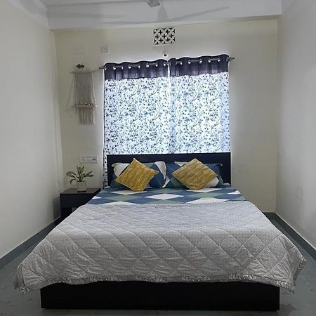 Maria'S Homestay Силигури Экстерьер фото