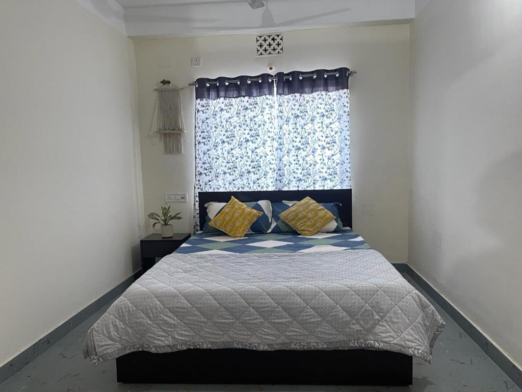 Maria'S Homestay Силигури Экстерьер фото